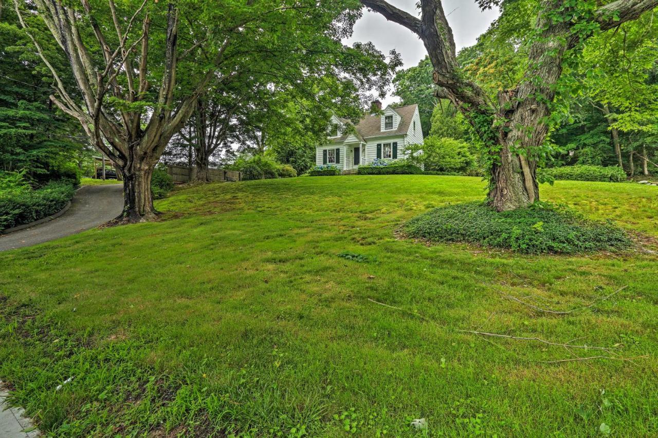 Historic Essex Home With Large Yard Near Downtown! 외부 사진
