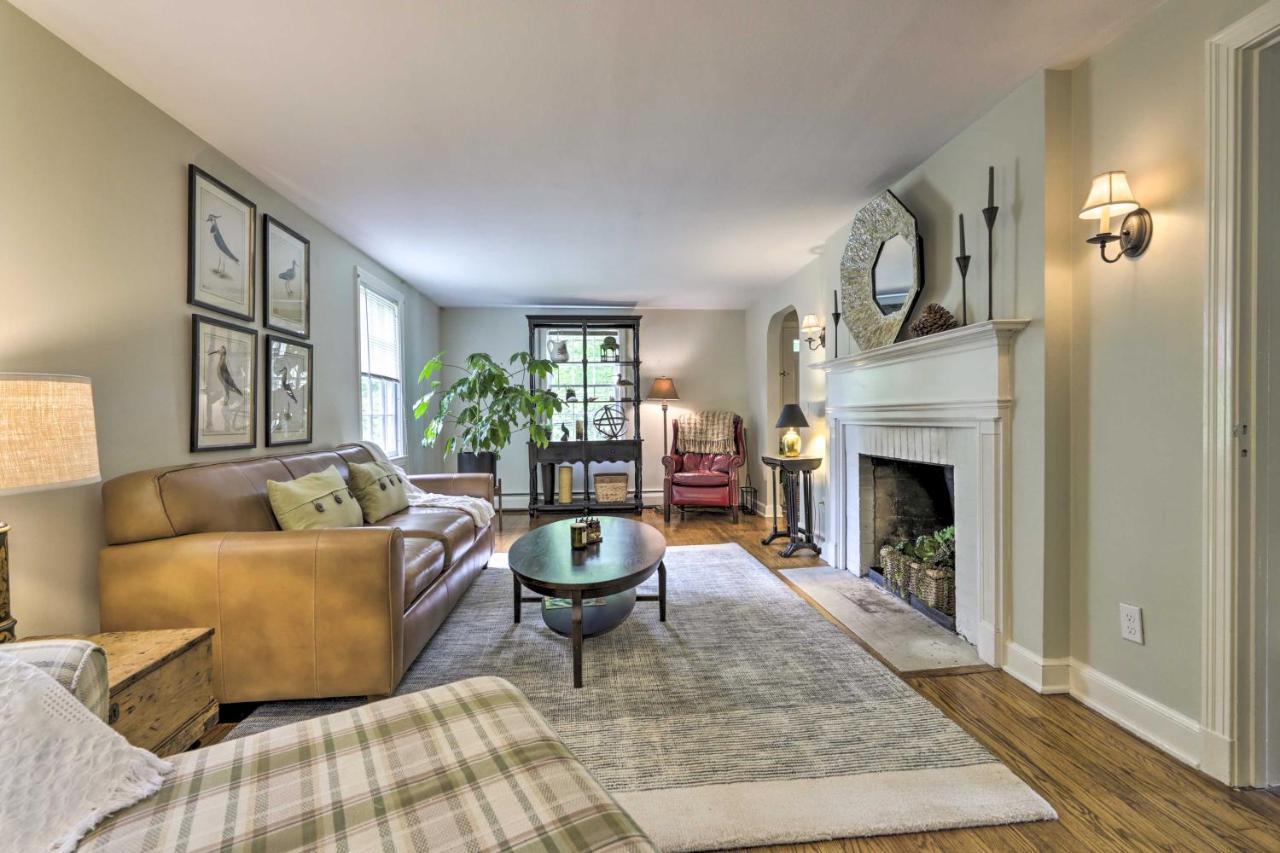 Historic Essex Home With Large Yard Near Downtown! 외부 사진